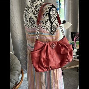 🔥🔥NWOT Simply Vera Coral purse